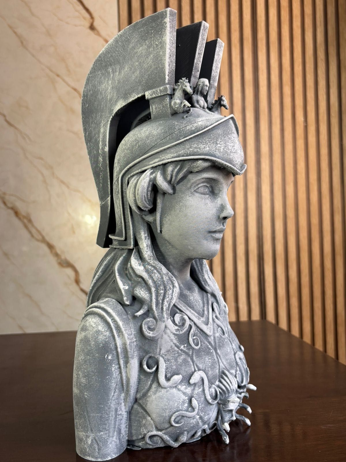 Busto de Atena · 25 cm · Saint Seiya